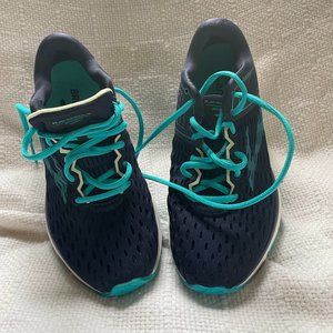 NEW - Size 8 - Brooks Ravenna Women's Running Shoes - Navy Blue